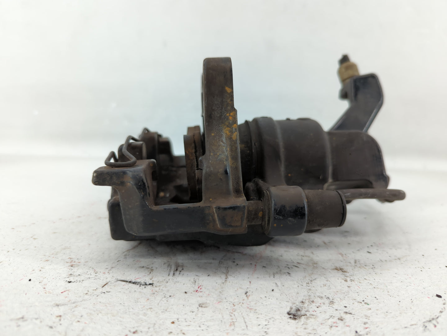 2009-2012 Jaguar Xf Front Driver Left Brake Caliper - Oemusedautoparts1.com