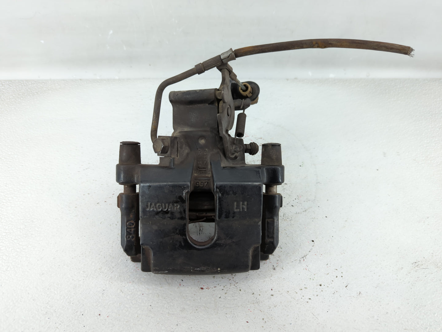 2009-2012 Jaguar Xf Front Driver Left Brake Caliper - Oemusedautoparts1.com