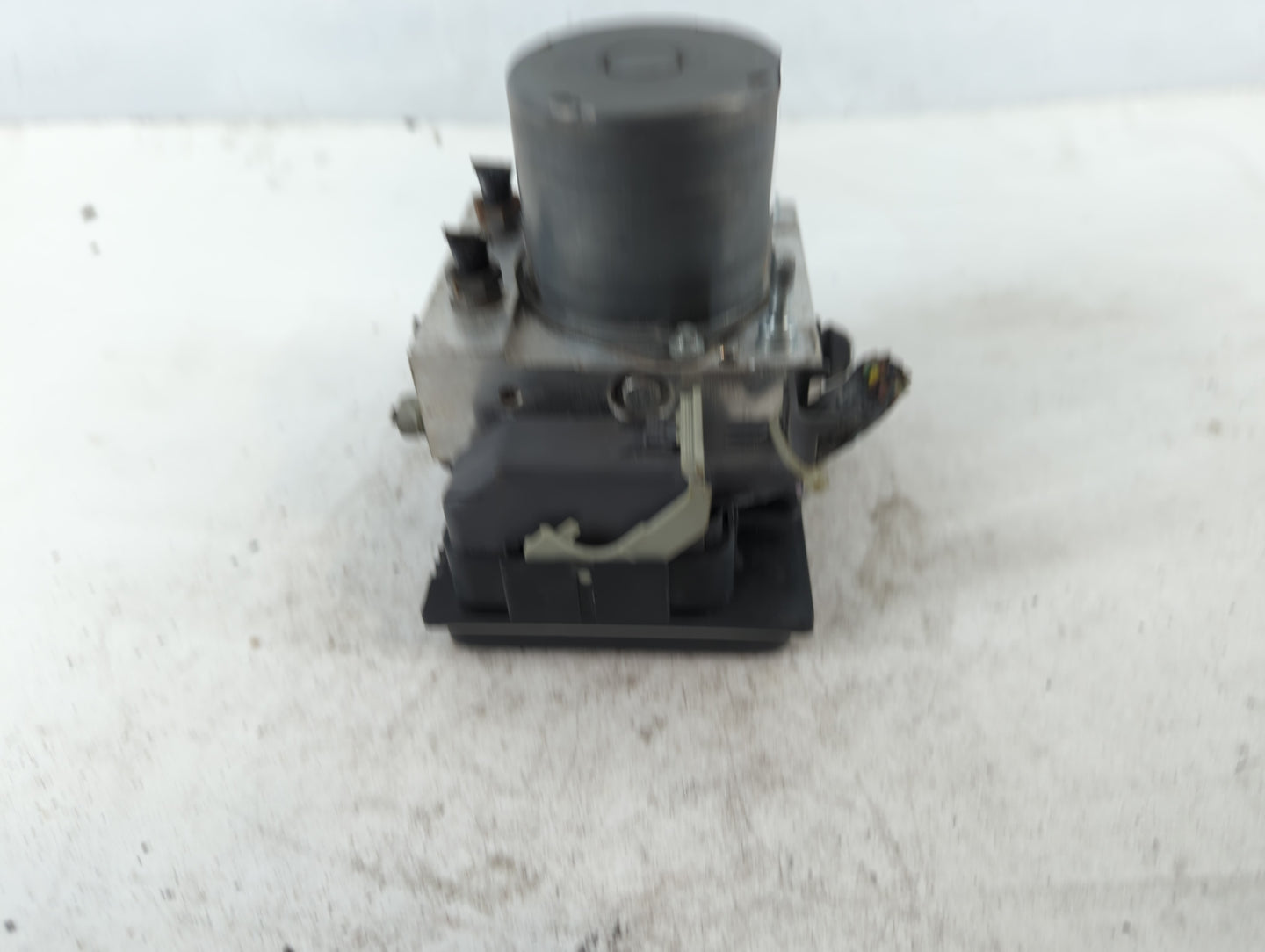 2009 Jaguar Xf ABS Pump Control Module Replacement P/N:8X23-2C405-FE 0 265 236 026 Fits OEM Used Auto Parts - Oemusedautopar