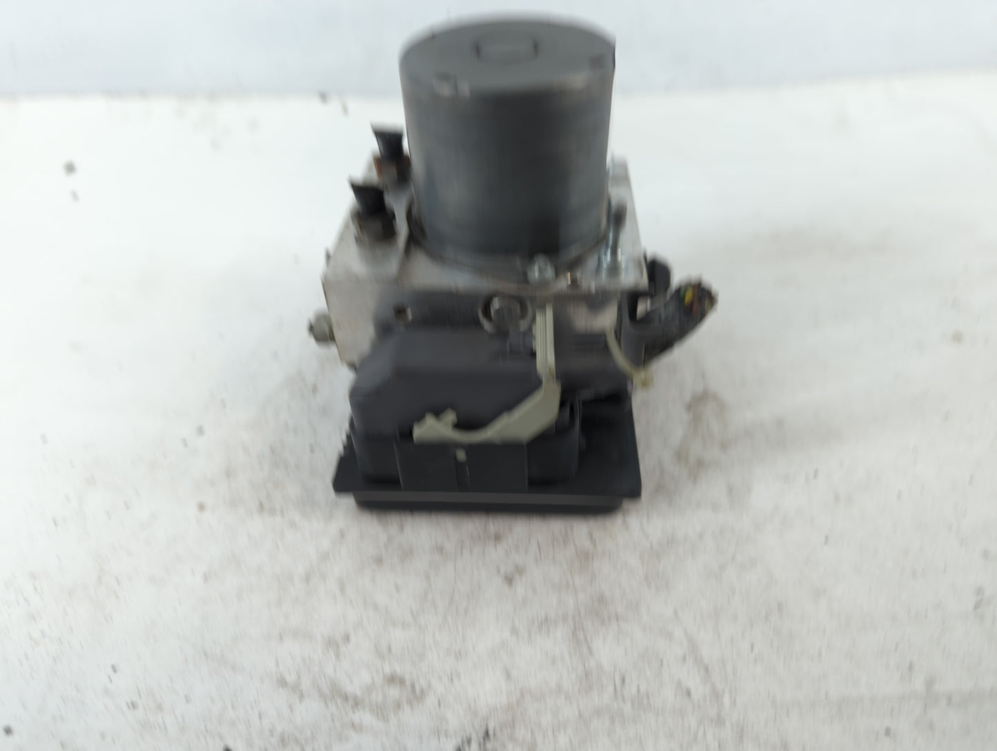 2009 Jaguar Xf ABS Pump Control Module Replacement P/N:8X23-2C405-FE 0 265 236 026 Fits OEM Used Auto Parts - Oemusedautopar