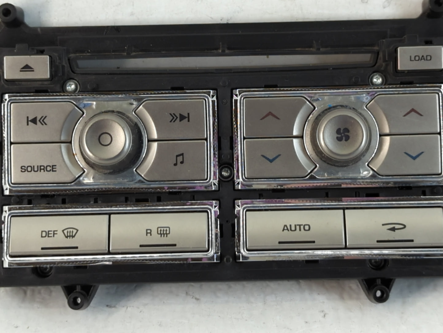 2009-2011 Jaguar Xf Radio Control Panel - Oemusedautoparts1.com
