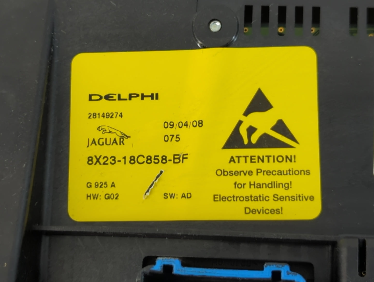 2009-2011 Jaguar Xf Radio Control Panel - Oemusedautoparts1.com