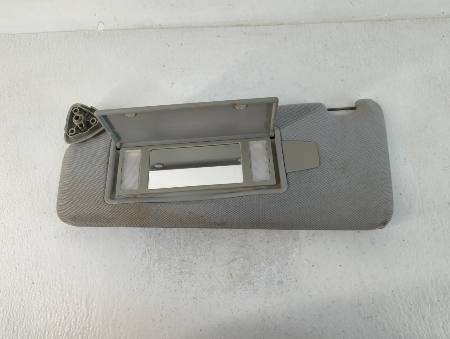 2009-2015 Jaguar Xf Sun Visor Shade Replacement Driver Left Mirror Fits Fits 2009 2010 2011 2012 2013 2014 2015 OEM Used Aut