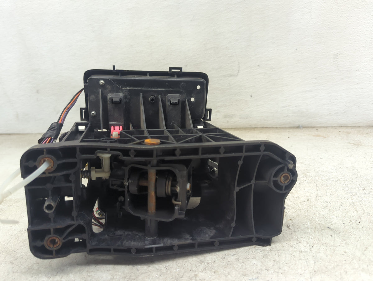 2009 Jeep Commander Floor Console Assembly Shifter - Oemusedautoparts1.com