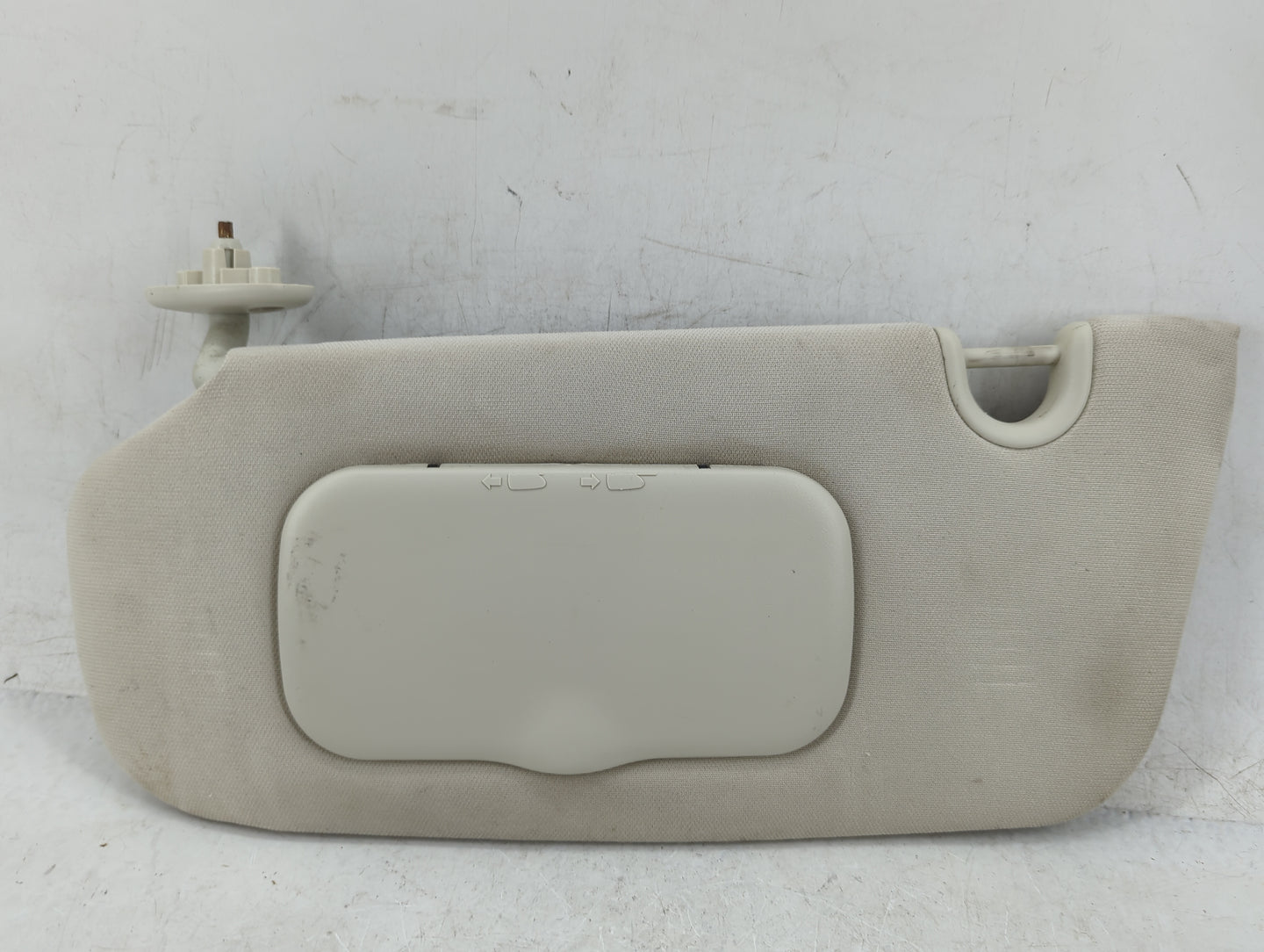 2007-2009 Jeep Compass Sun Visor Shade Replacement Driver Left Mirror Fits Fits 2007 2008 2009 OEM Used Auto Parts - Oemused
