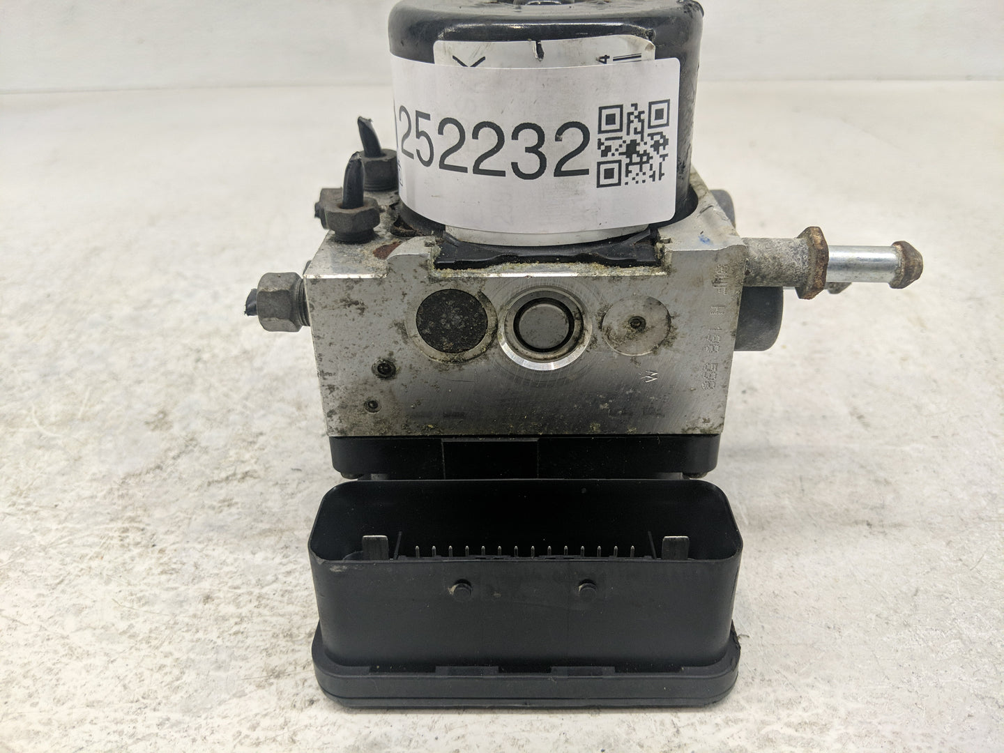 2007-2009 Jeep Compass ABS Pump Control Module Replacement Fits Fits 2007 2008 2009 OEM Used Auto Parts - Oemusedautoparts1.