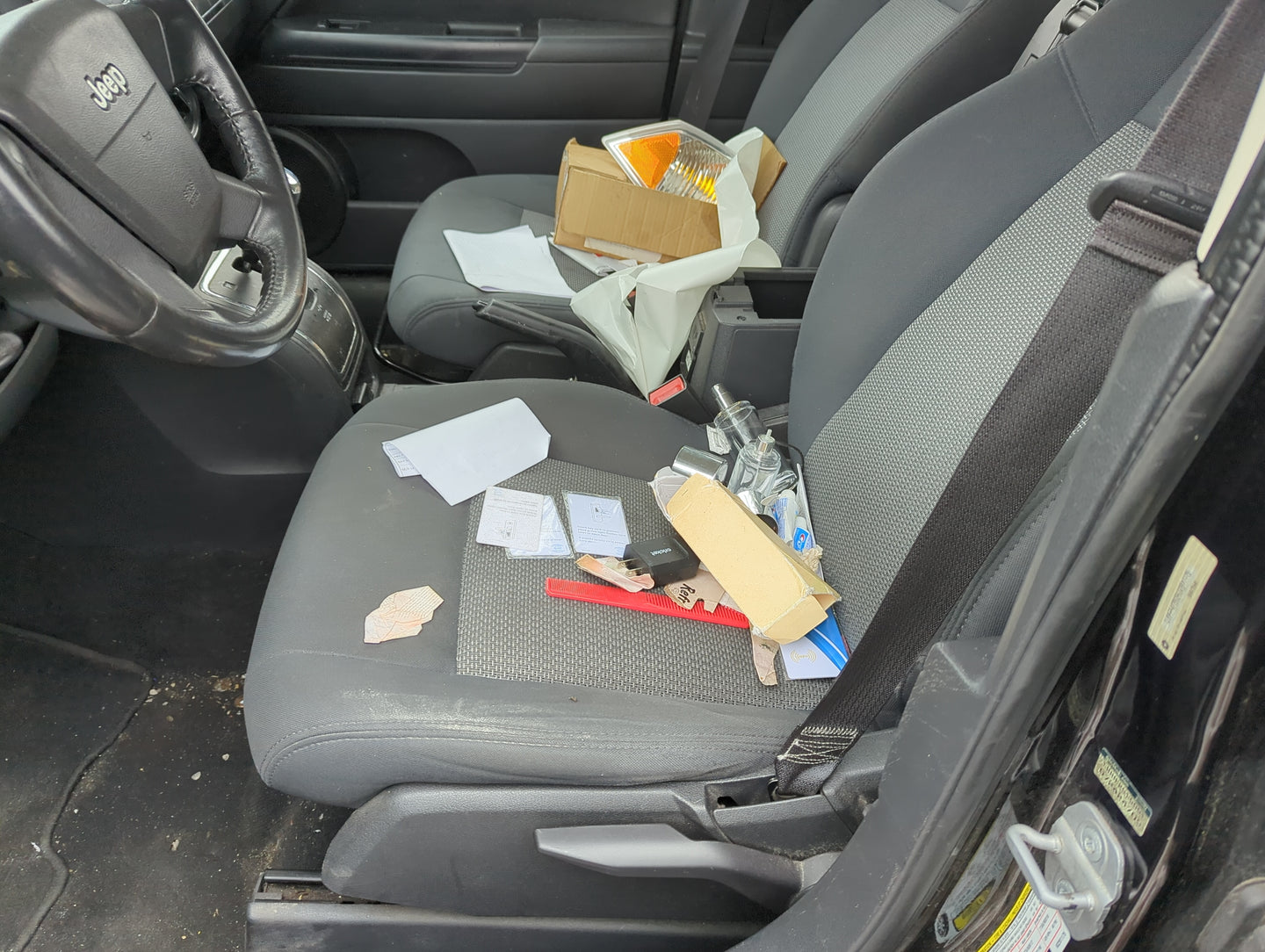 2009-2014 Jeep Compass Driver Front Seat Oem 1399078 - Oemusedautoparts1.com