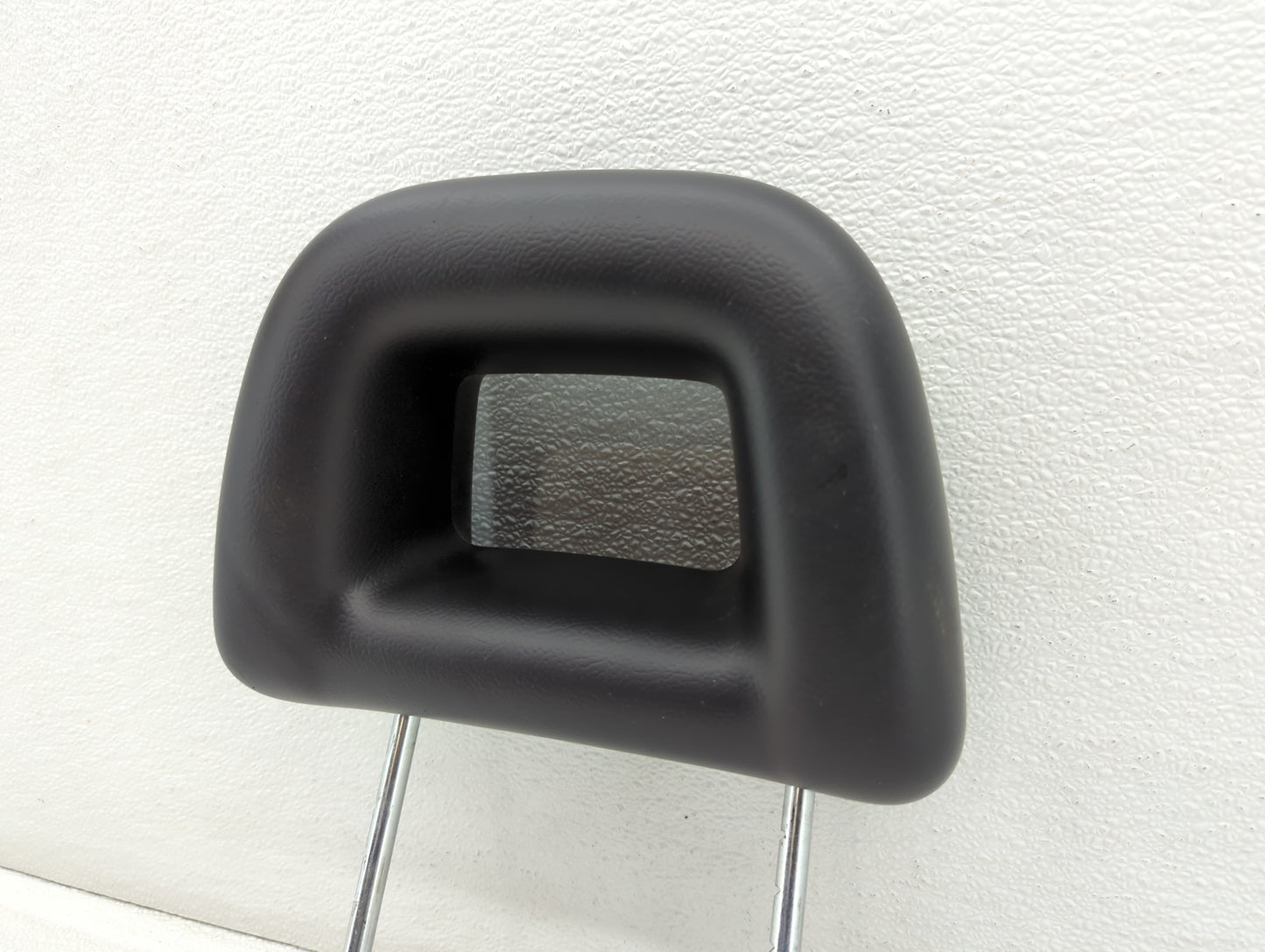 2009-2014 Jeep Compass Headrest Head Rest Rear Seat Fits Fits 2009 2010 2011 2012 2013 2014 OEM Used Auto Parts - Oemusedaut