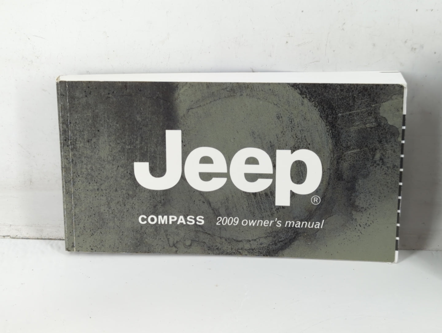 2009 Jeep Compass Owners Manual Book Guide P/N:81-326-0911 OEM Used Auto Parts - Oemusedautoparts1.com