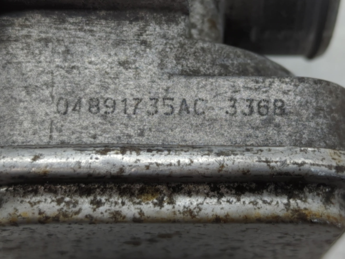 2009 Jeep Compass Throttle Body P/N:04891735AC Fits Fits 2007 2008 2010 2011 2012 2013 2014 2015 2016 2017 2018 OEM Used Aut