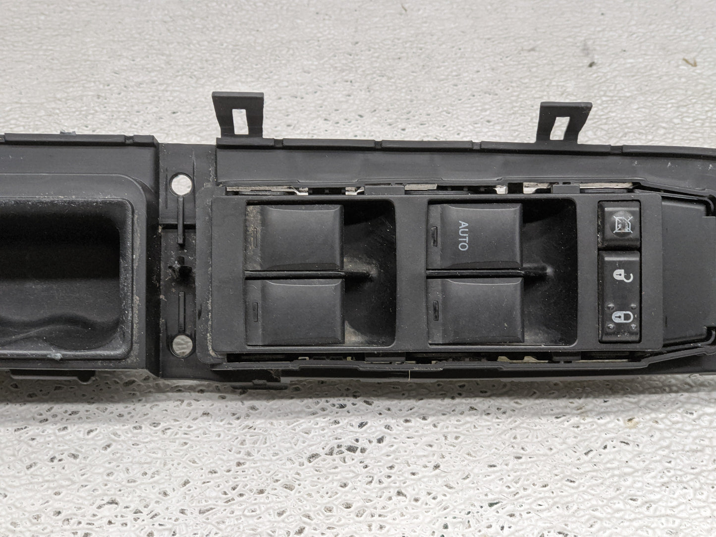 2007-2010 Jeep Compass Master Power Window Switch Replacement Driver Side Left P/N:56040691AD/B Fits Fits 2007 2008 2009 201