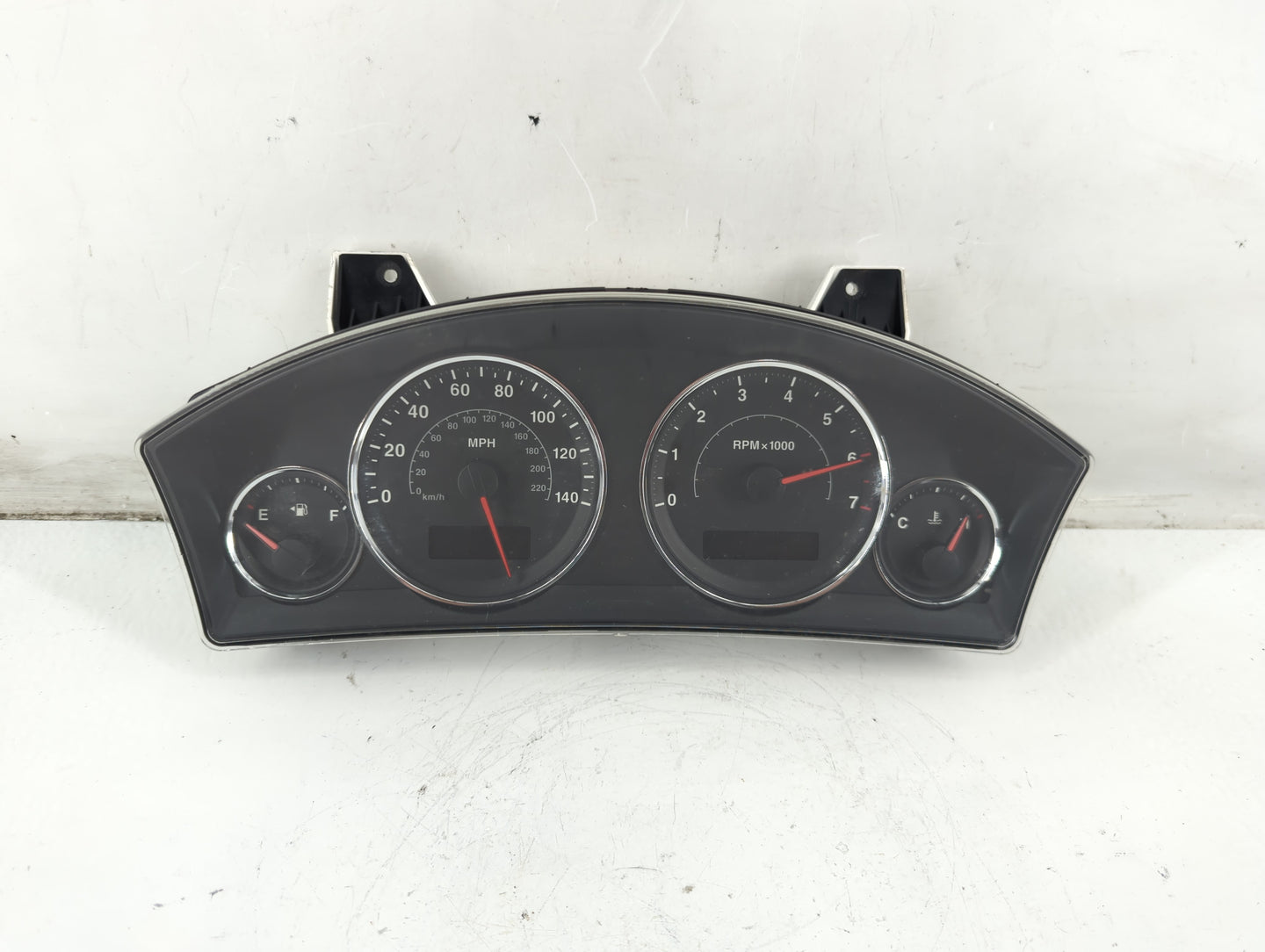 2009-2010 Jeep Grand Cherokee Instrument Cluster Speedometer Gauges P/N:05172500AF 05172500AG Fits Fits 2009 2010 OEM Used A