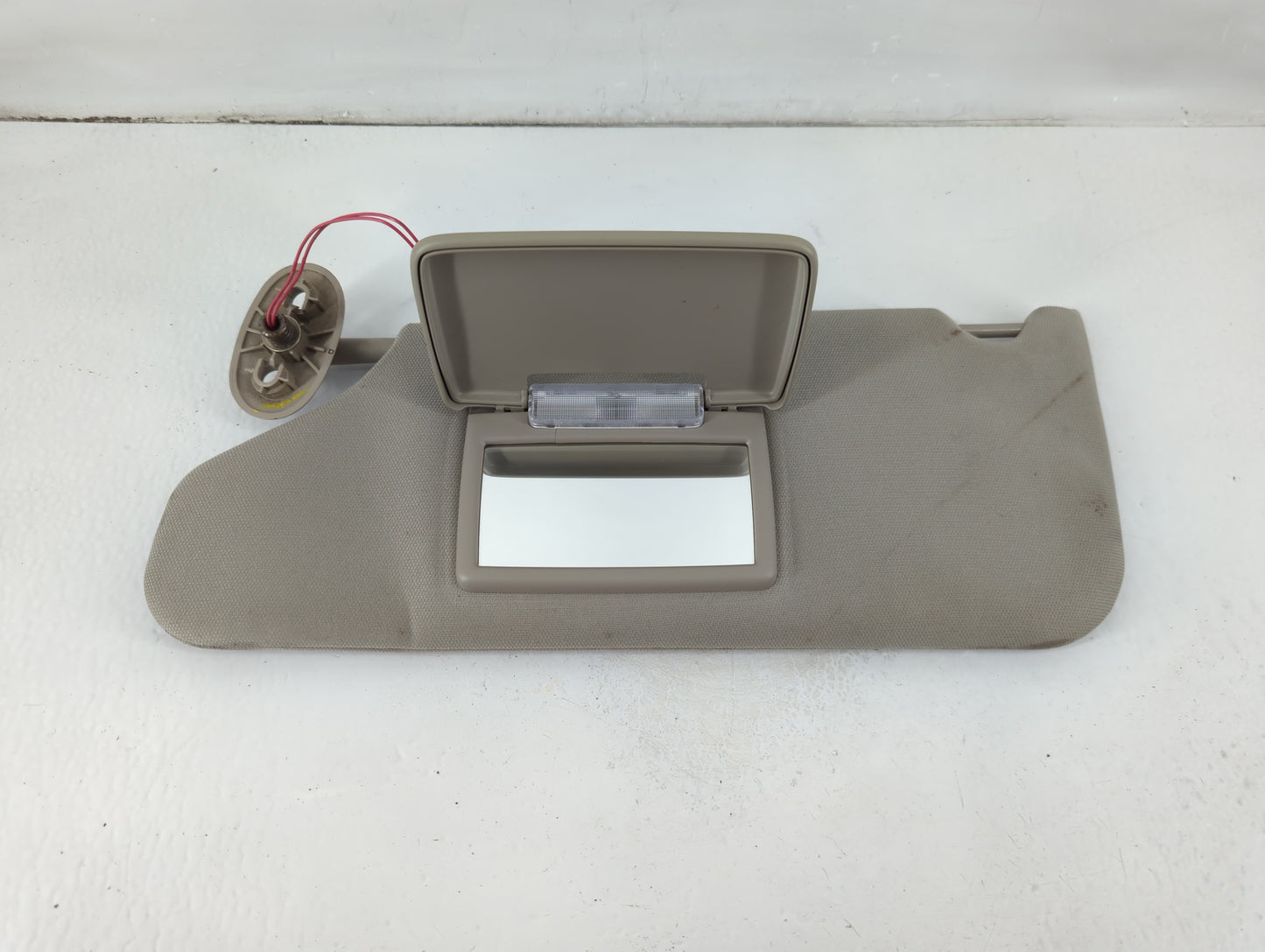 2005-2010 Jeep Grand Cherokee Sun Visor Shade Replacement Driver Left Mirror Fits Fits 2005 2006 2007 2008 2009 2010 OEM Use