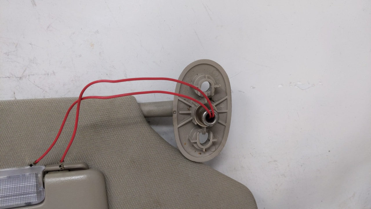 2005-2010 Jeep Grand Cherokee Sun Visor Shade Replacement Passenger Right Mirror Fits Fits 2005 2006 2007 2008 2009 2010 OEM