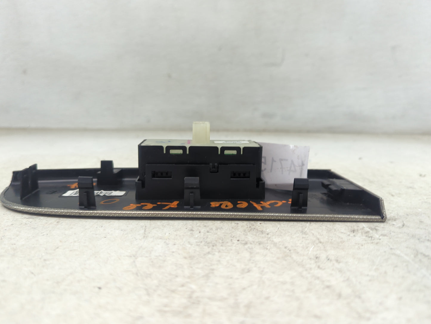 2009 Jeep Grand Cherokee Passenger Right Power Window Switch X3500600oa - Oemusedautoparts1.com