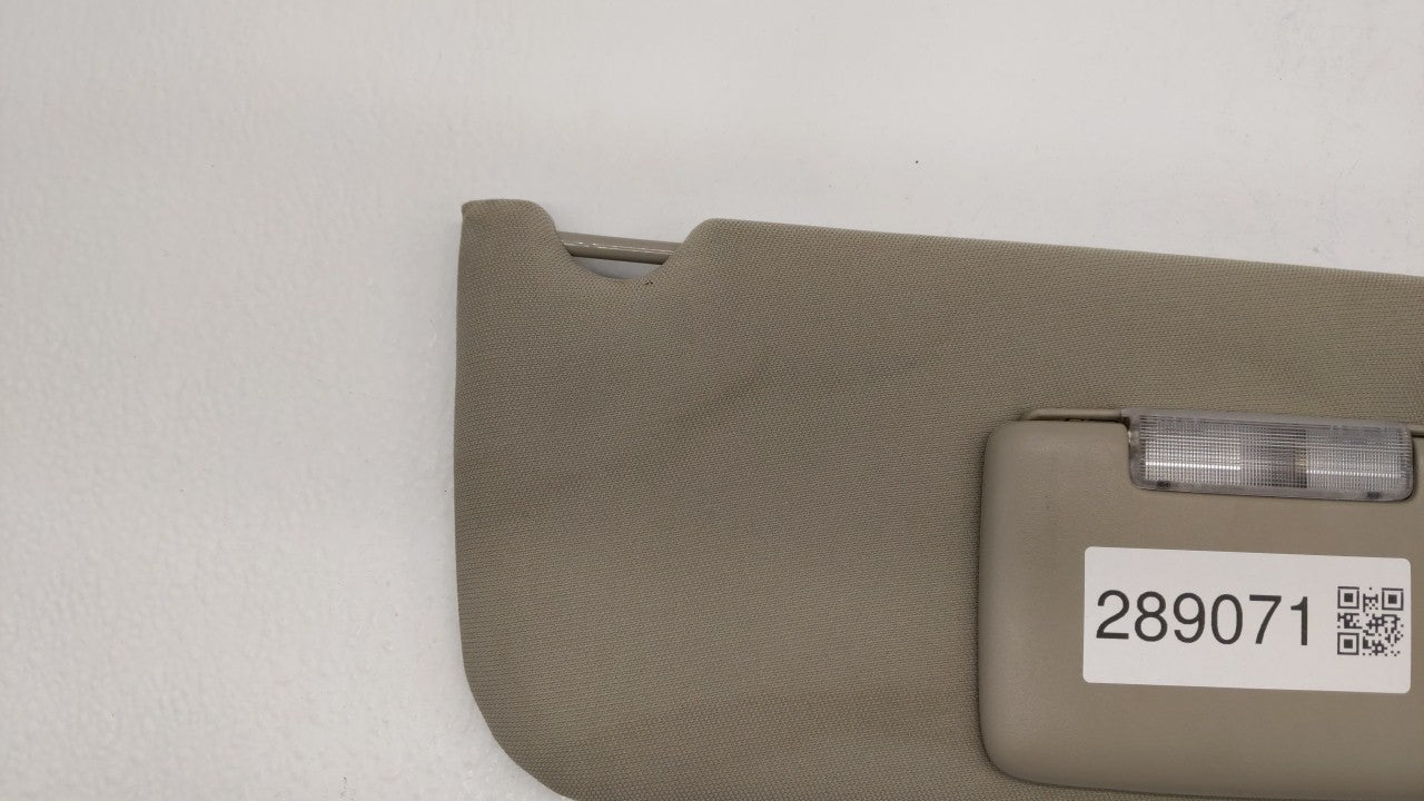 2005-2010 Jeep Grand Cherokee Sun Visor Shade Replacement Passenger Right Mirror Fits Fits 2005 2006 2007 2008 2009 2010 OEM