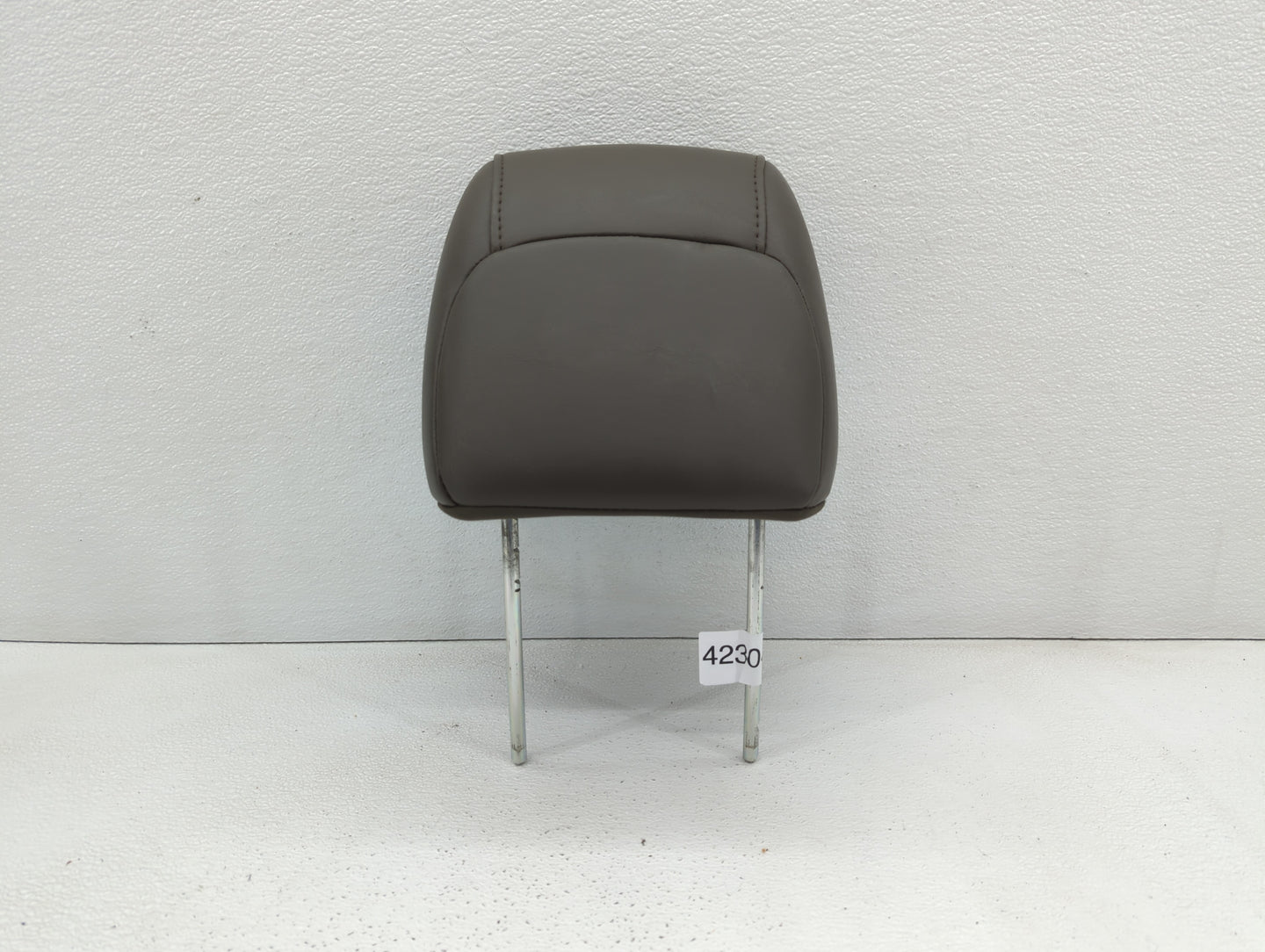 2009 Jeep Grand Cherokee Headrest Head Rest Front Driver Passenger Seat - Oemusedautoparts1.com