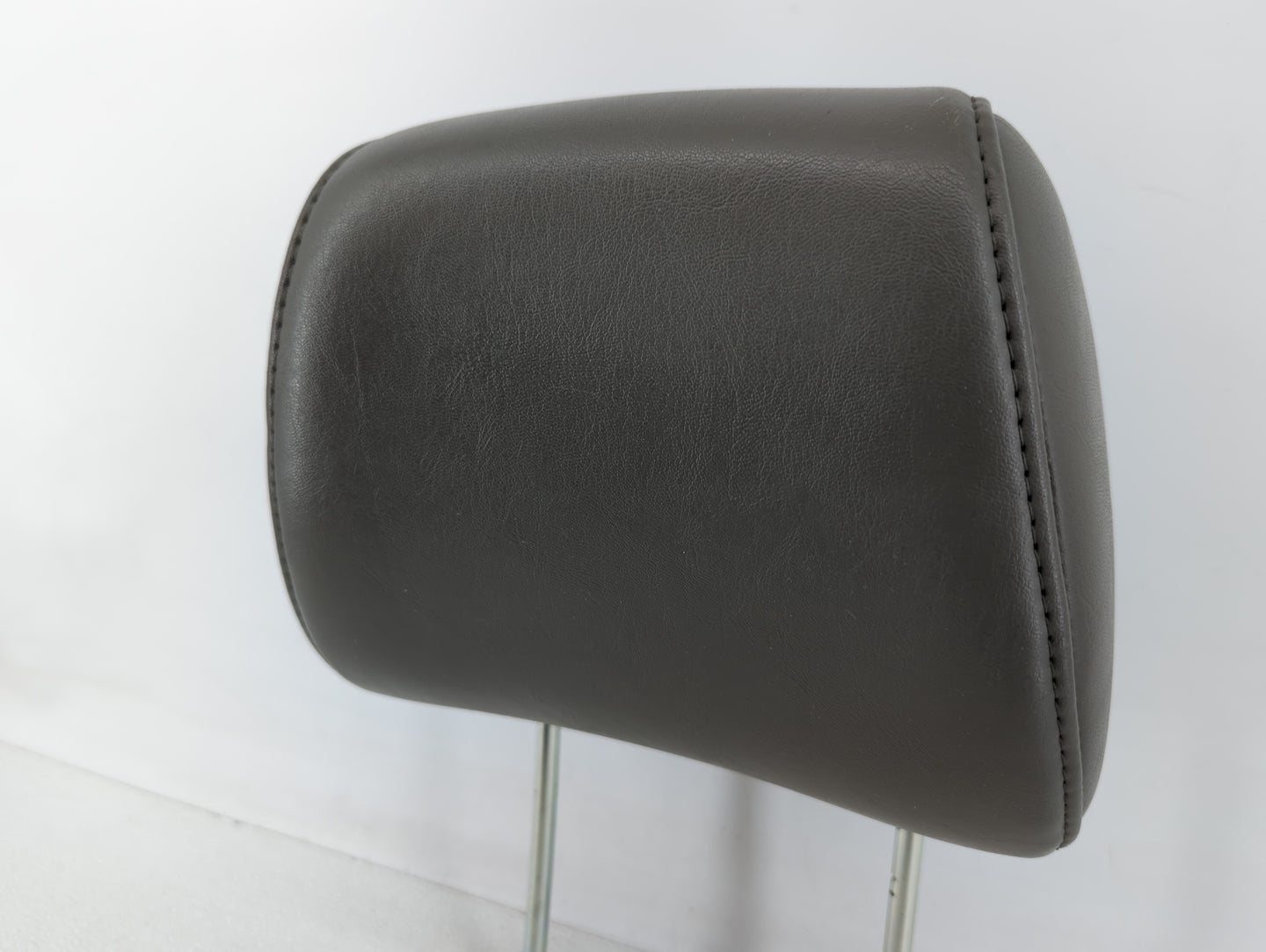 2005-2010 Jeep Grand Cherokee Headrest Head Rest Front Driver Passenger Seat Fits Fits 2005 2006 2007 2008 2009 2010 OEM Use
