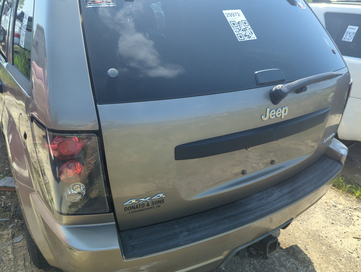 2007-2010 Jeep Grand Cherokee Trunk/decklid/hatch/tailgate Oem 5020686 - Oemusedautoparts1.com