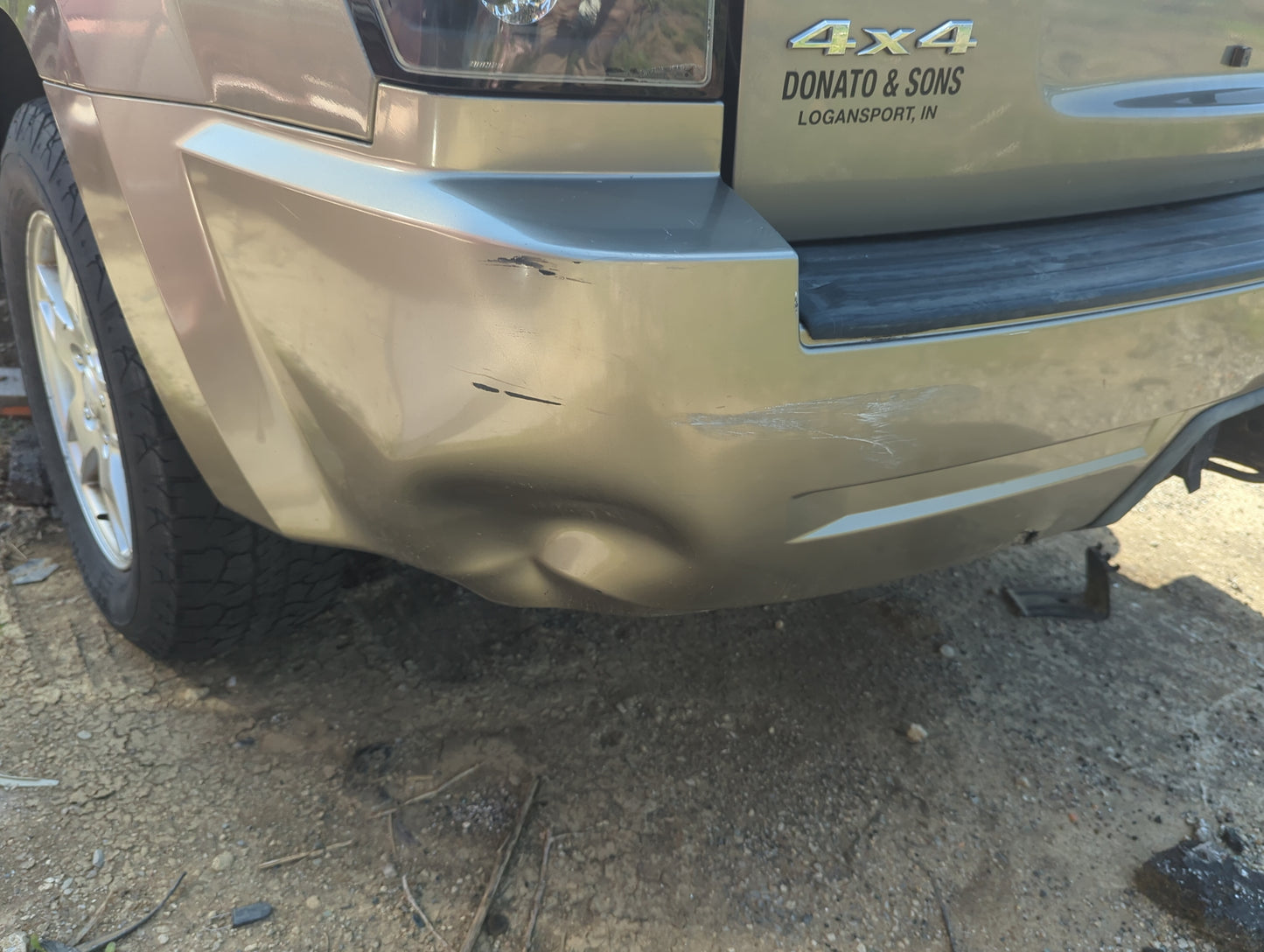 2005-2010 Jeep Grand Cherokee Rear Bumper Assembly Oem - Oemusedautoparts1.com