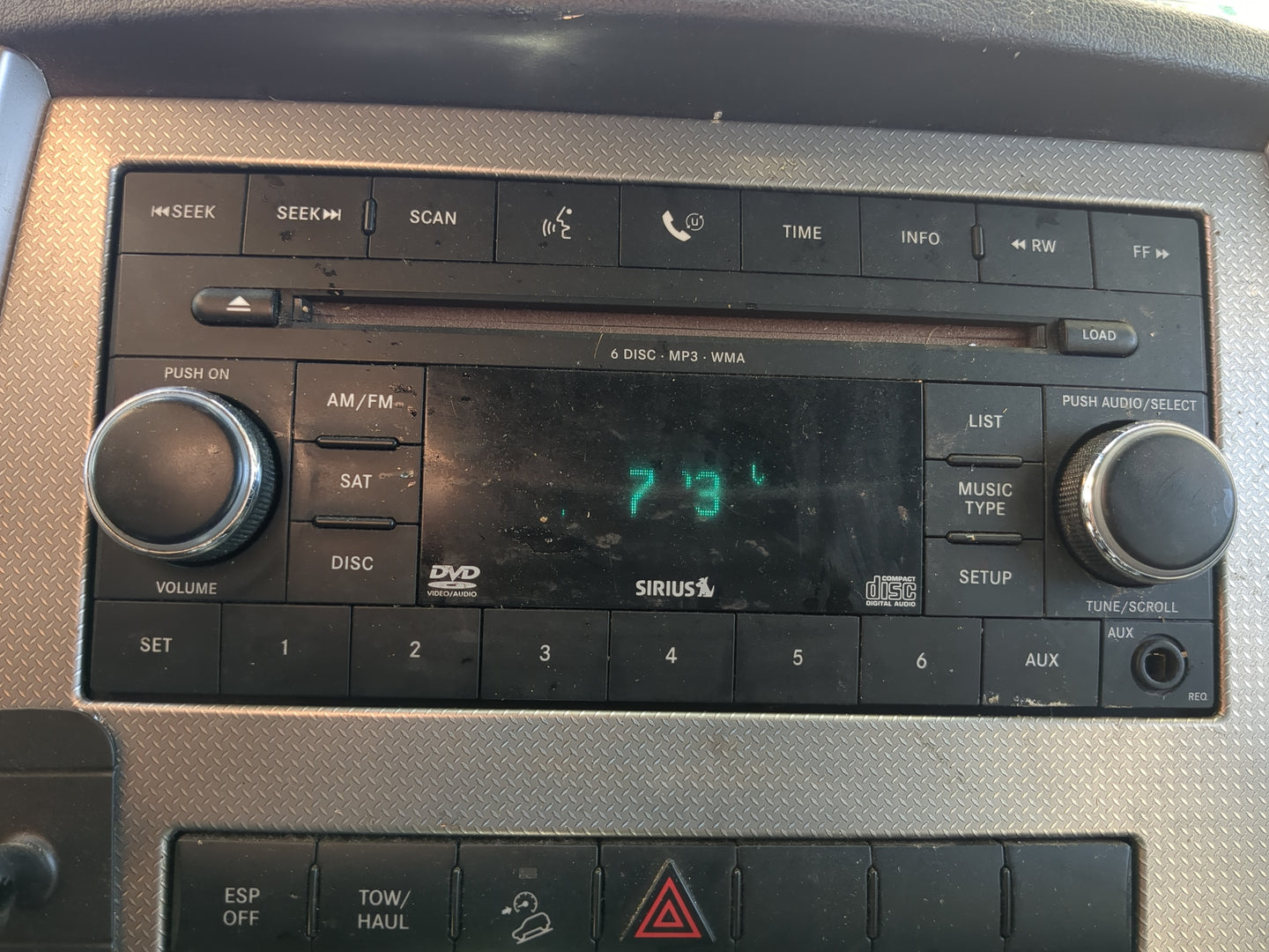 2009 Jeep Grand Cherokee Radio AM FM Cd Player Receiver Replacement Fits Fits 2008 OEM Used Auto Parts - Oemusedautoparts1.c