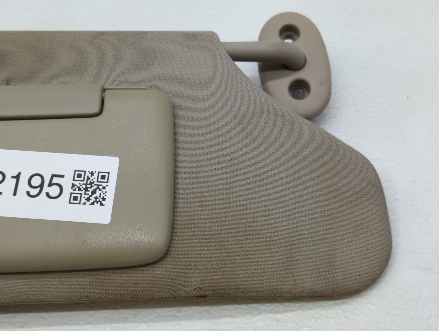 2005-2010 Jeep Grand Cherokee Sun Visor Shade Replacement Passenger Right Mirror Fits Fits 2005 2006 2007 2008 2009 2010 OEM