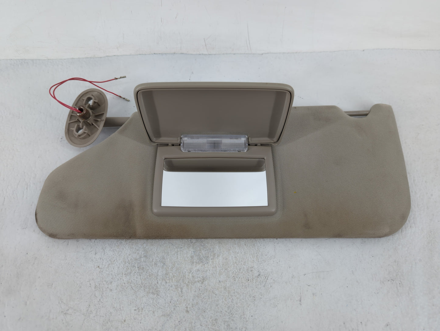 2005-2010 Jeep Grand Cherokee Sun Visor Shade Replacement Driver Left Mirror Fits Fits 2005 2006 2007 2008 2009 2010 OEM Use