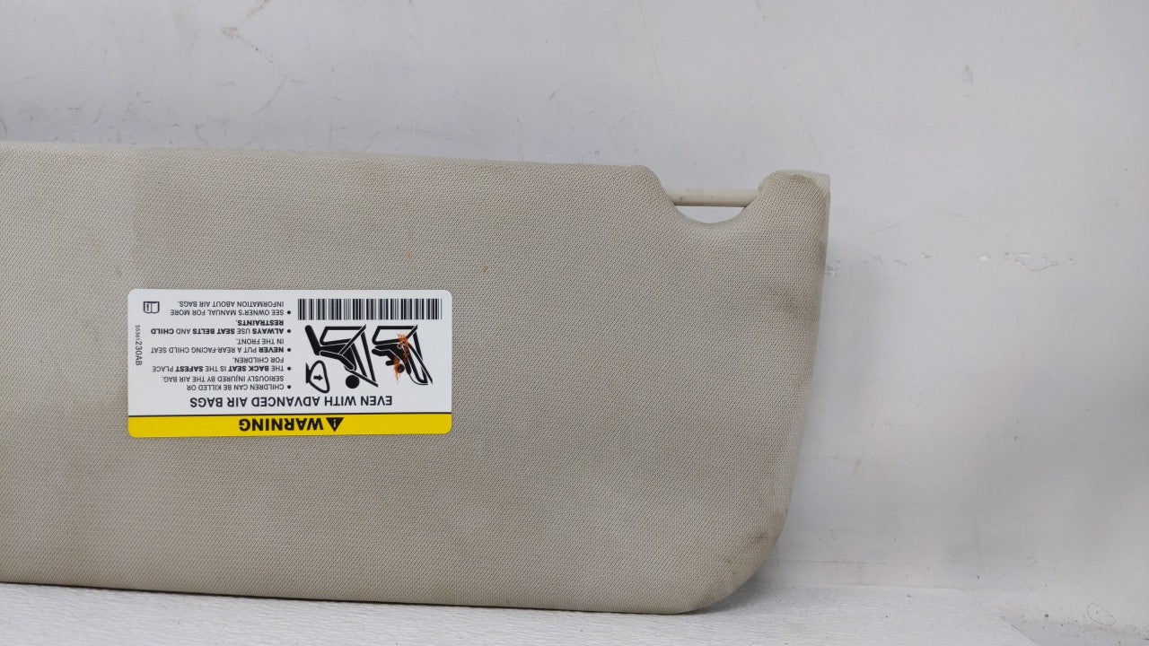 2008-2012 Jeep Liberty Sun Visor Shade Replacement Passenger Right Mirror Fits Fits 2008 2009 2010 2011 2012 OEM Used Auto P