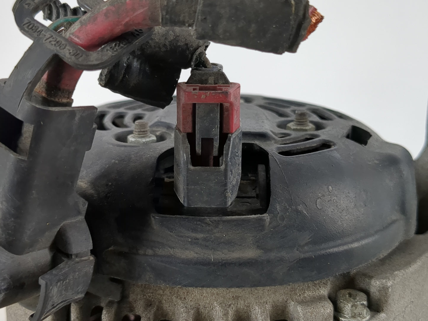 2002-2012 Jeep Liberty Alternator Replacement Generator Charging Assembly Engine OEM Fits OEM Used Auto Parts - Oemusedautop