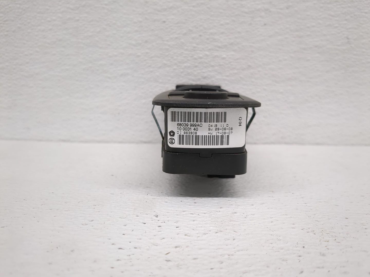 2008-2009 Jeep Liberty Master Power Window Switch Replacement Driver Side Left P/N:68039 999AC 04602533AF Fits OEM Used Auto