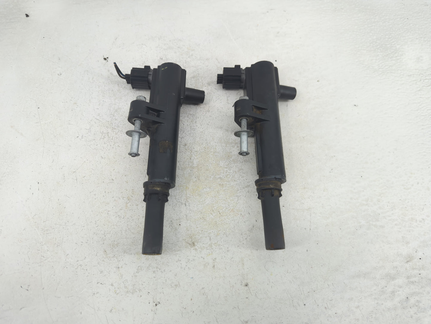 2009-2012 Jeep Liberty Ignition Coil Igniter Pack - Oemusedautoparts1.com