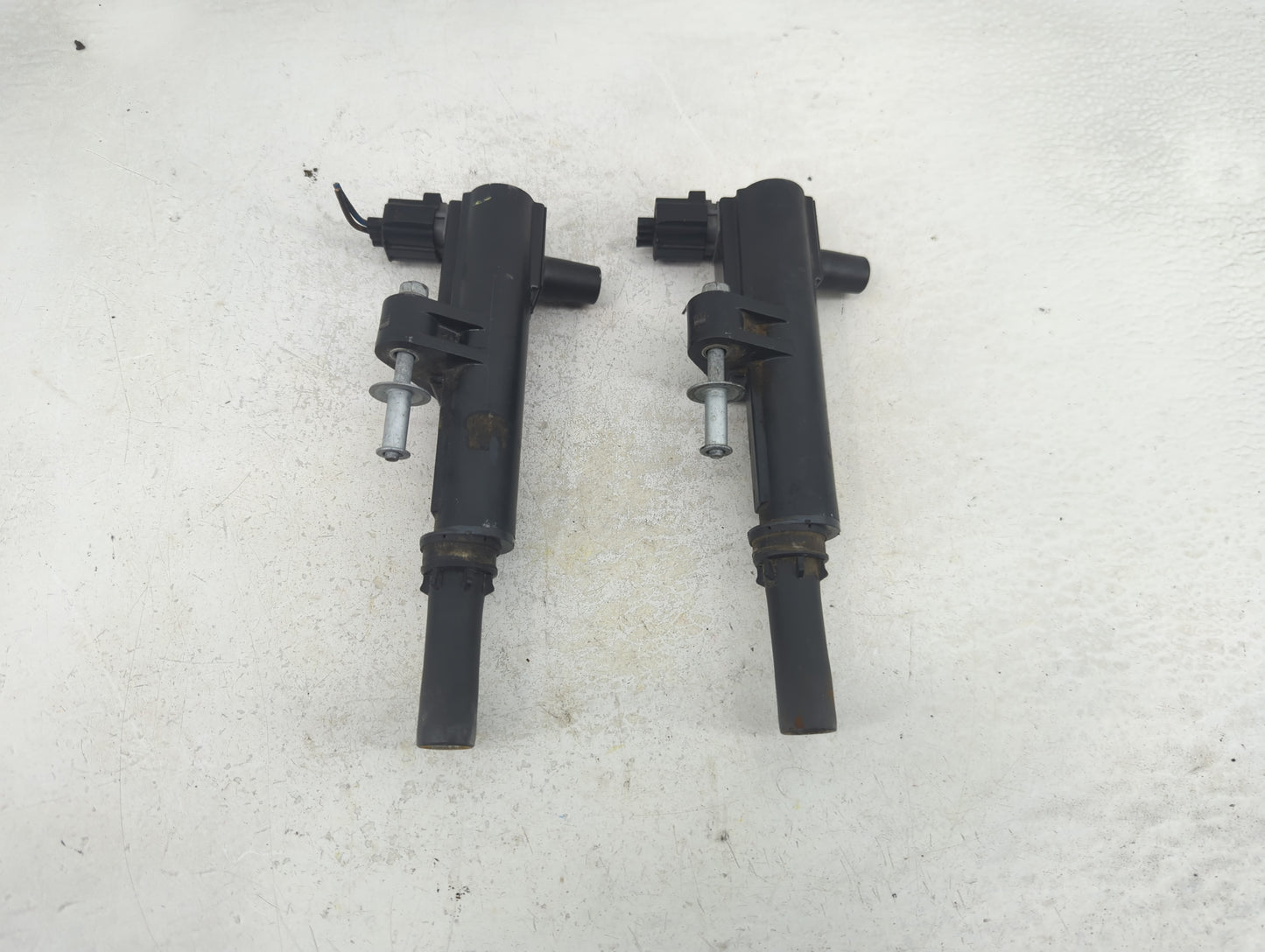 2009-2012 Jeep Liberty Ignition Coil Igniter Pack - Oemusedautoparts1.com