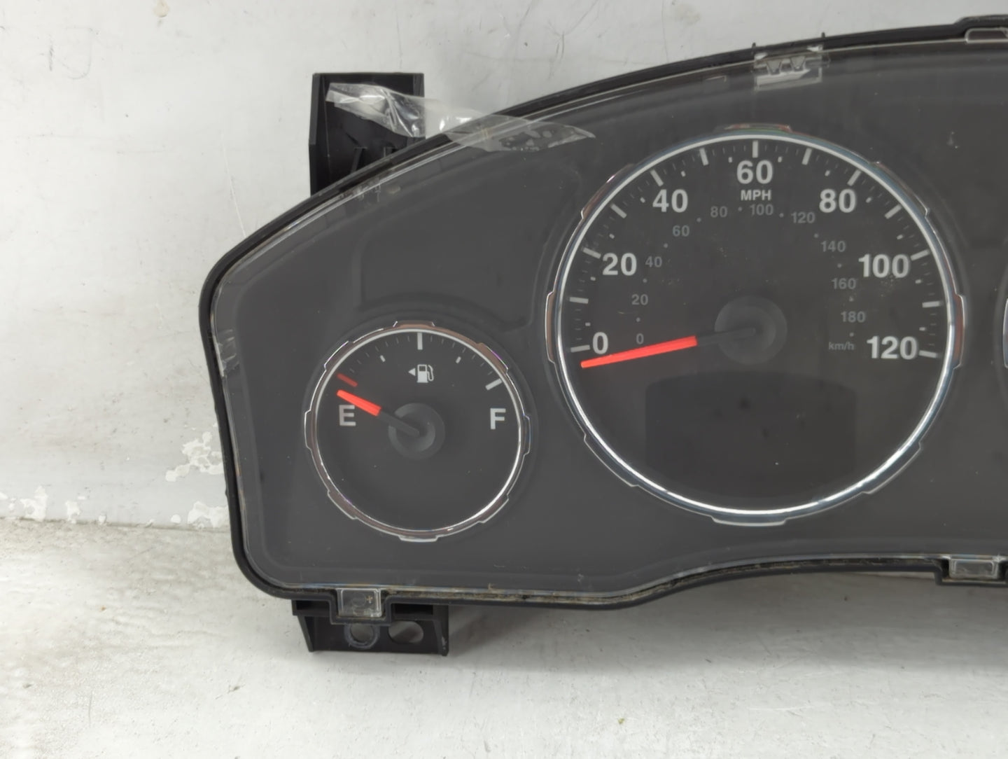 2009 Jeep Liberty Instrument Cluster Speedometer Gauges P/N:P05172752AC T5IQ0569BA784 Miles: Fits OEM Used Auto Parts - Oemu