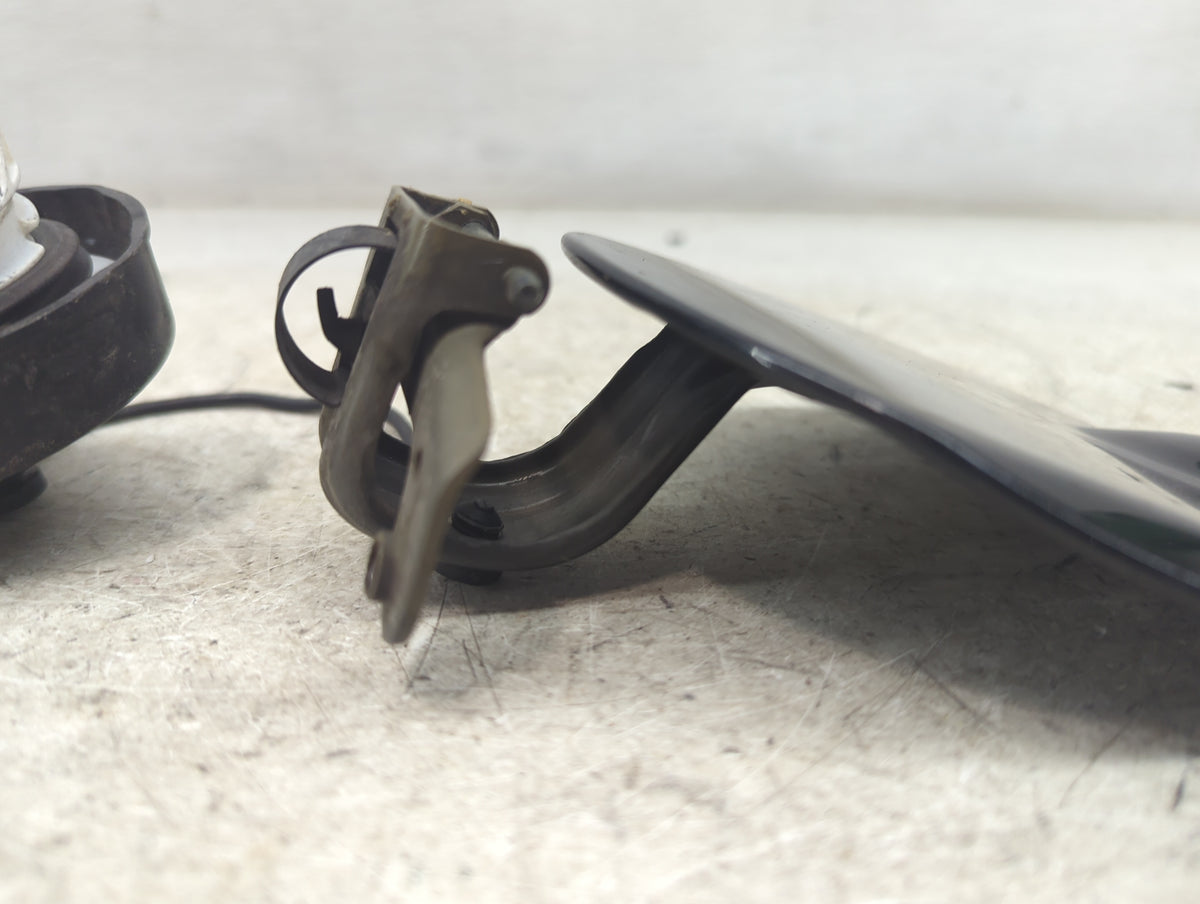2009 Jeep Liberty Fuel Tank Door Lid Gas Tank - Oemusedautoparts1.com