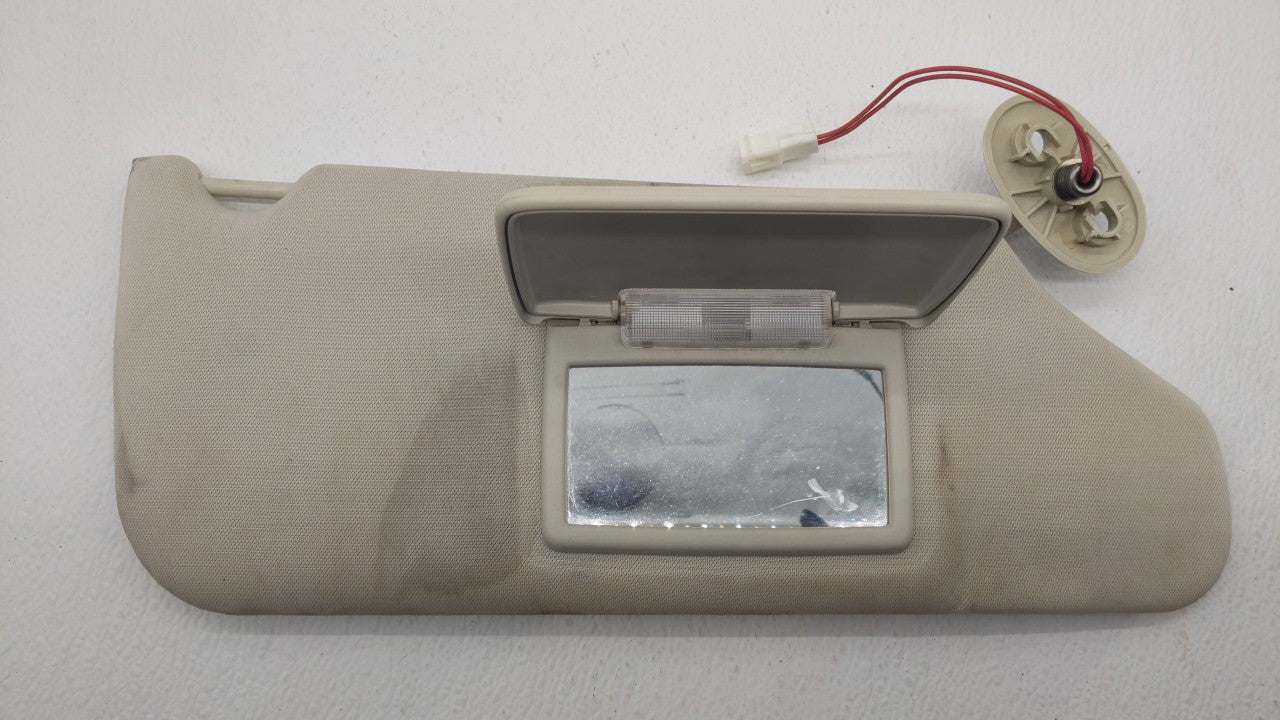 2008-2012 Jeep Liberty Sun Visor Shade Replacement Passenger Right Mirror Fits Fits 2008 2009 2010 2011 2012 OEM Used Auto P