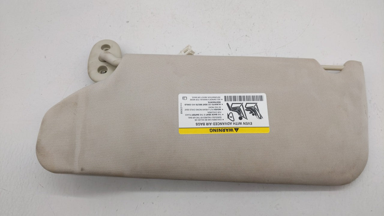 2008-2012 Jeep Liberty Sun Visor Shade Replacement Passenger Right Mirror Fits Fits 2008 2009 2010 2011 2012 OEM Used Auto P