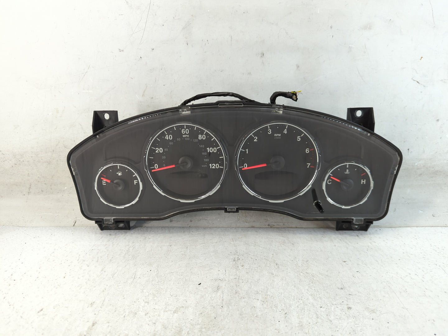 2009 Jeep Liberty Instrument Cluster Speedometer Gauges P/N:P05172752AB Fits OEM Used Auto Parts - Oemusedautoparts1.com