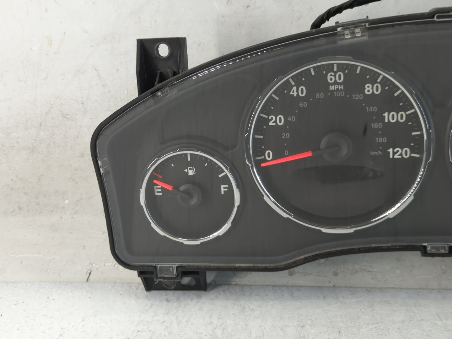 2009 Jeep Liberty Instrument Cluster Speedometer Gauges P/N:P05172752AB Fits OEM Used Auto Parts - Oemusedautoparts1.com