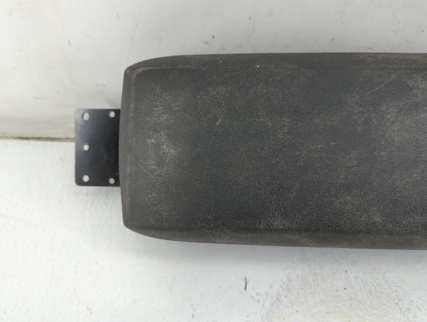 2009-2010 Jeep Patriot Center Console Armrest Cover Lid Fits Fits 2009 2010 OEM Used Auto Parts - Oemusedautoparts1.com