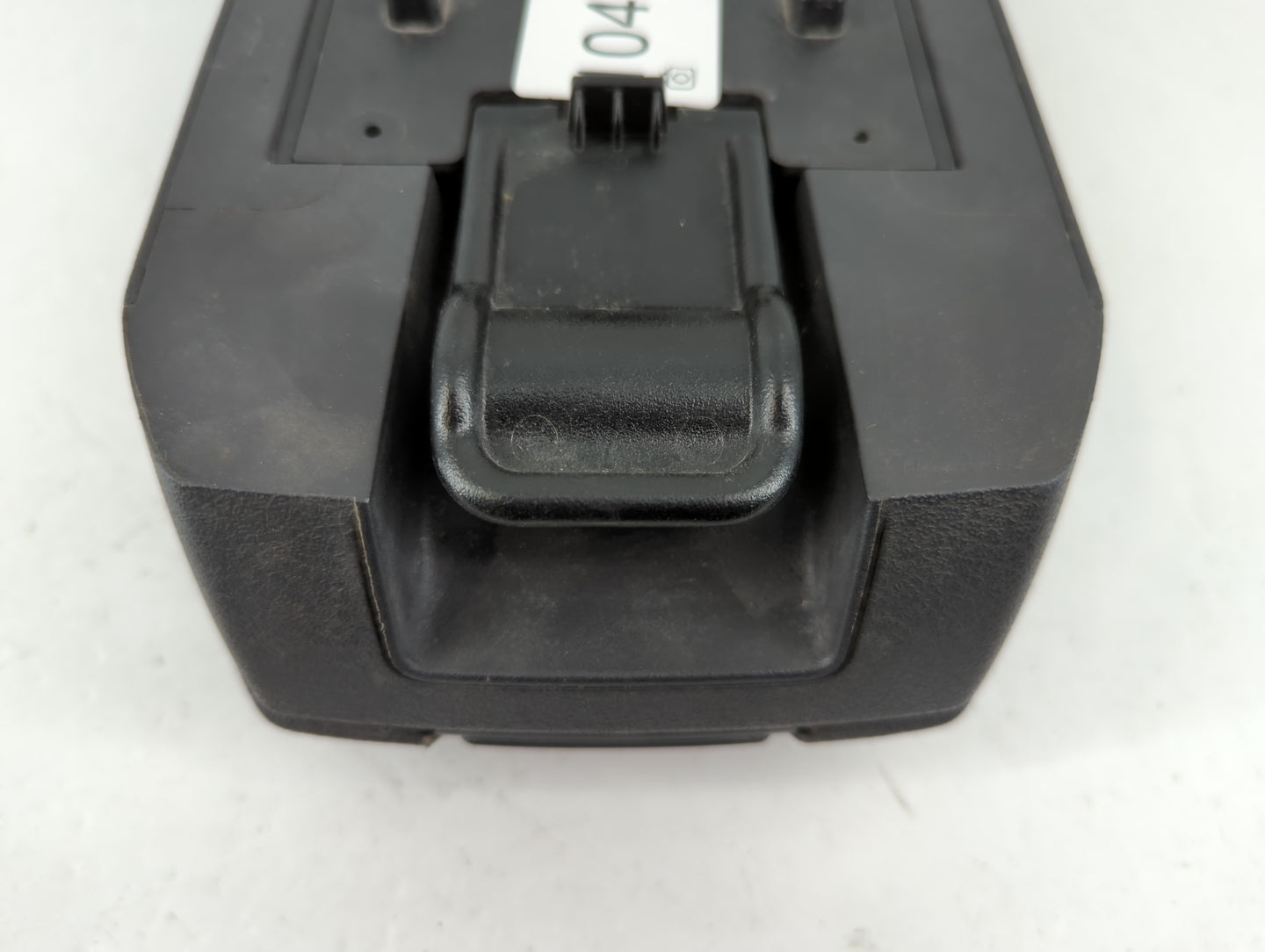 2009-2010 Jeep Patriot Center Console Armrest Cover Lid Fits Fits 2009 2010 OEM Used Auto Parts - Oemusedautoparts1.com