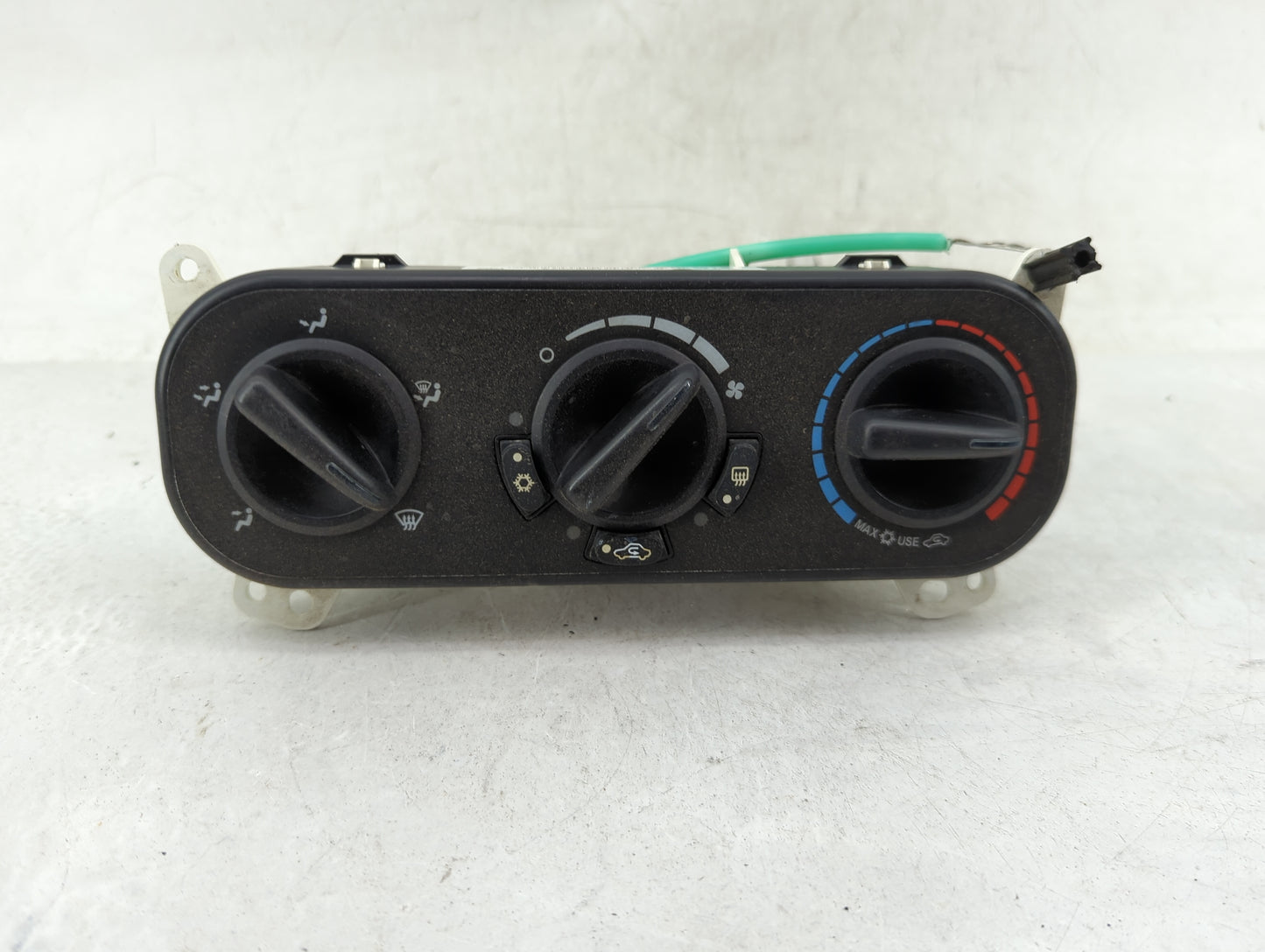 2007-2009 Jeep Patriot Climate Control Module Temperature AC/Heater Replacement P/N:P55111874AF Fits Fits 2007 2008 2009 OEM
