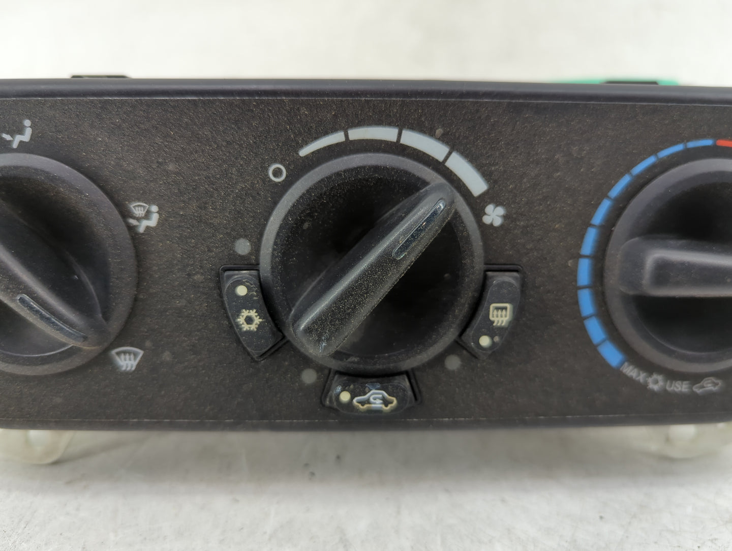 2007-2009 Jeep Patriot Climate Control Module Temperature AC/Heater Replacement P/N:P55111874AF Fits Fits 2007 2008 2009 OEM