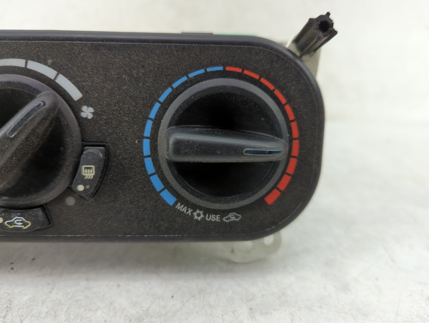 2007-2009 Jeep Patriot Climate Control Module Temperature AC/Heater Replacement P/N:P55111874AF Fits Fits 2007 2008 2009 OEM