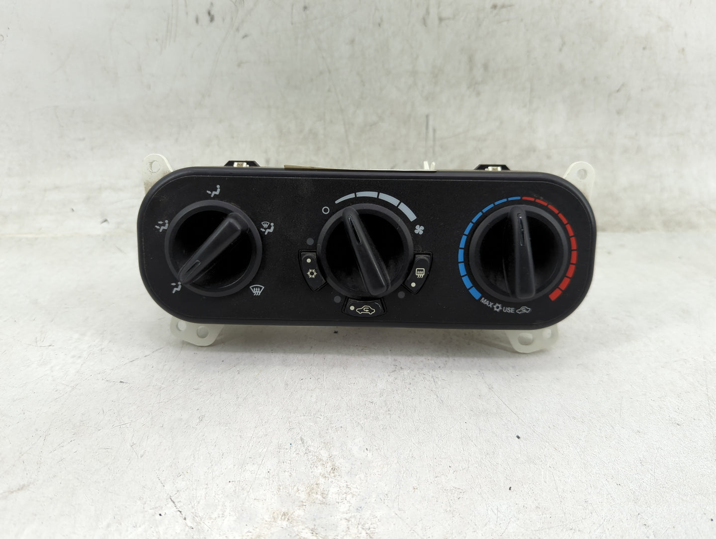 2007-2009 Jeep Patriot Climate Control Module Temperature AC/Heater Replacement P/N:P55111874AF Fits Fits 2007 2008 2009 OEM