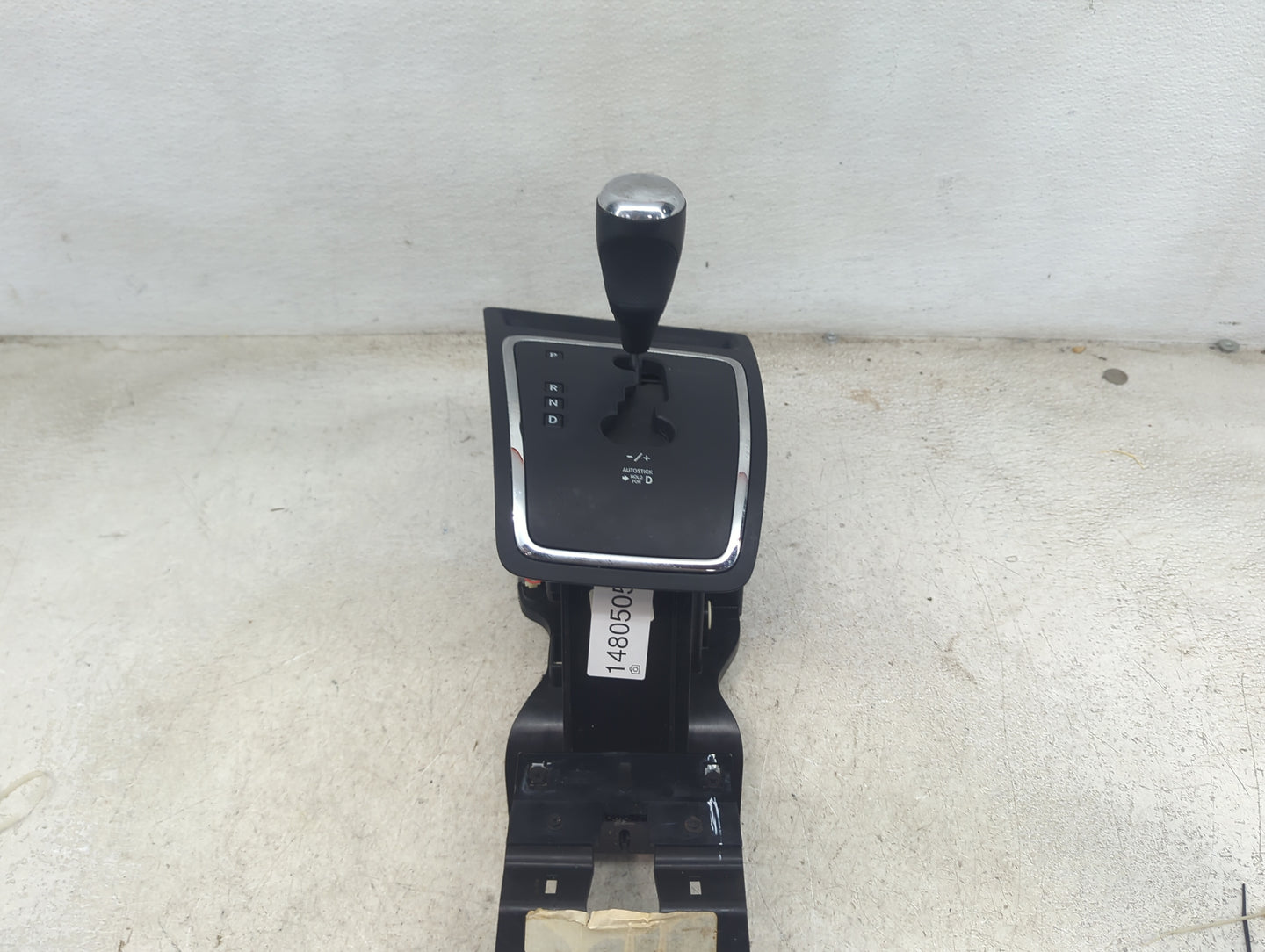 2009 Jeep Patriot Floor Console Assembly Shifter - Oemusedautoparts1.com