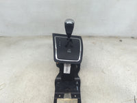 2009 Jeep Patriot Floor Console Assembly Shifter - Oemusedautoparts1.com