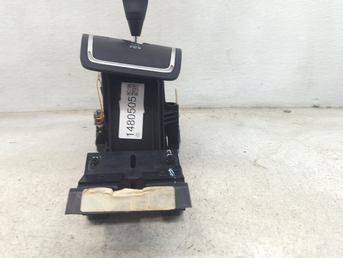 2009 Jeep Patriot Floor Console Assembly Shifter - Oemusedautoparts1.com
