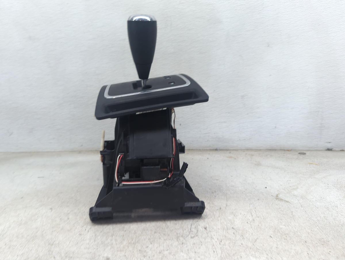 2009 Jeep Patriot Floor Console Assembly Shifter - Oemusedautoparts1.com