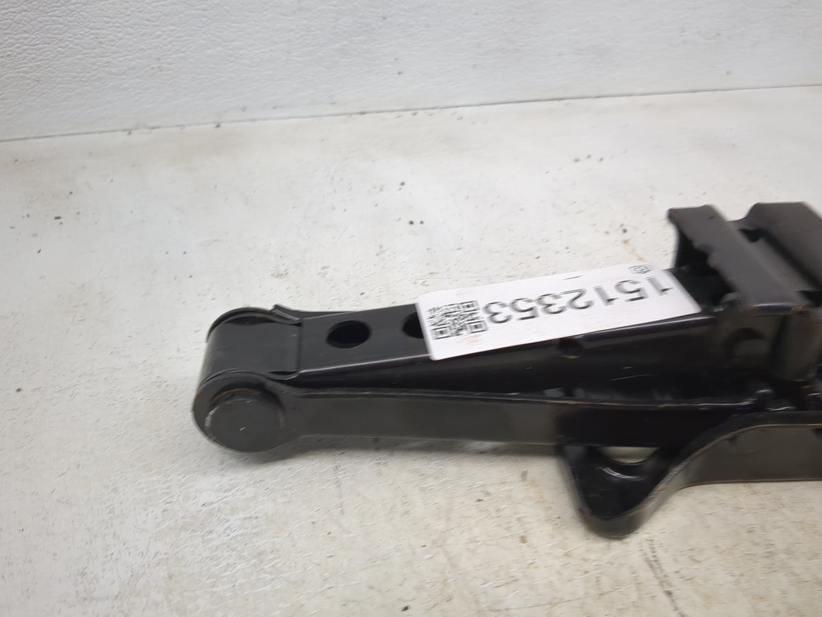 2009 Jeep Patriot Spare Scissor Car Jack Black - Oemusedautoparts1.com