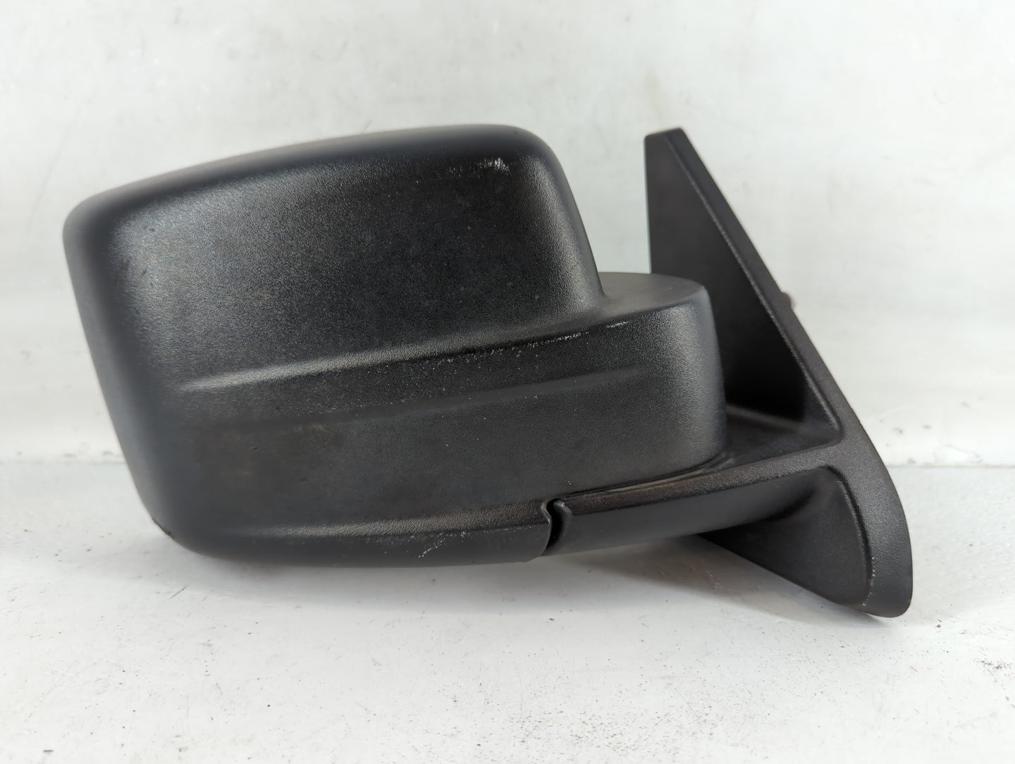 2007-2012 Jeep Patriot Passenger Side View Mirror - Right Door Mirror OEM Used - Oemusedautoparts1.com
